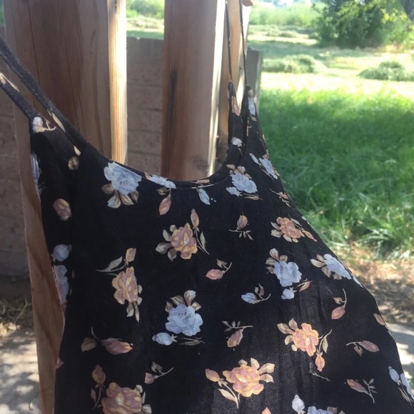 Floral crop top - Picture 6 of 8